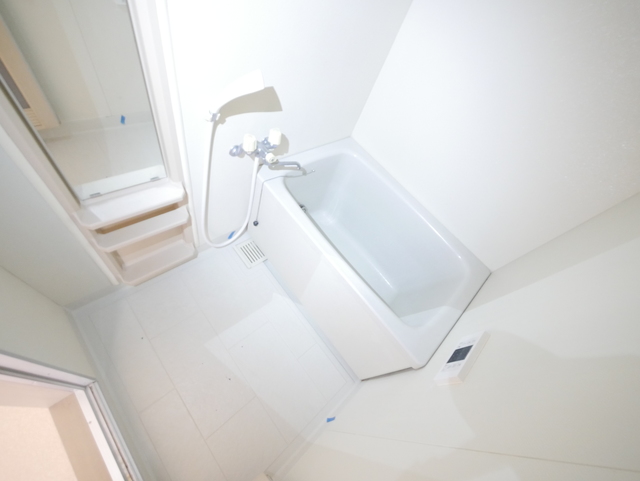 バス・シャワールーム　★追焚機能付のバスタブも嬉しいポイントですね★