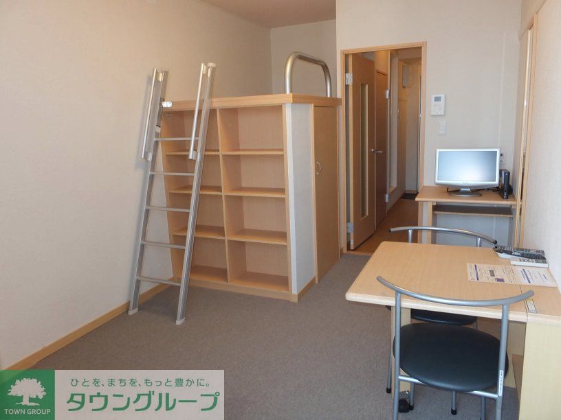 居室・リビング　ベットの下は大容量収納です