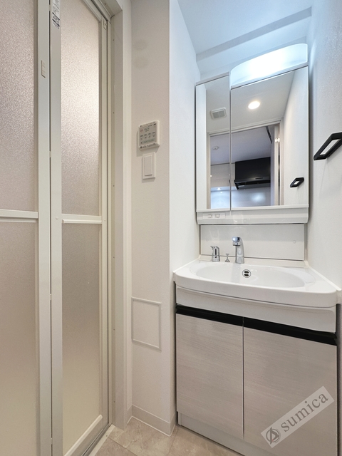 洗面設備　シャンプードレッサー・朝シャンはこちらで♪♪