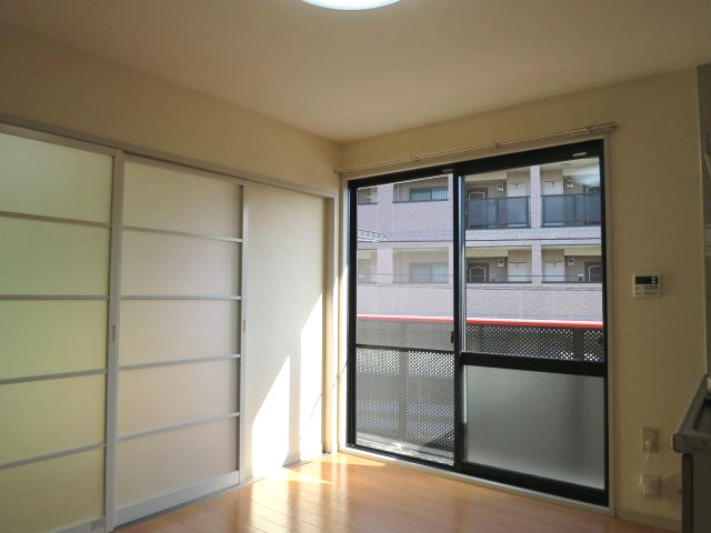 収納　たっぷり収納できる押入