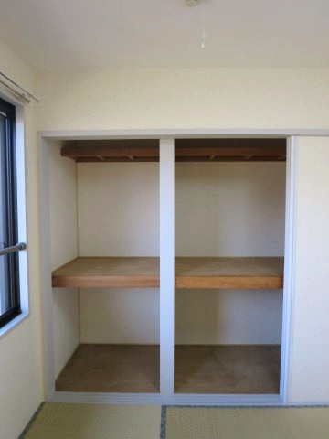 バルコニー　広々としたバルコニー