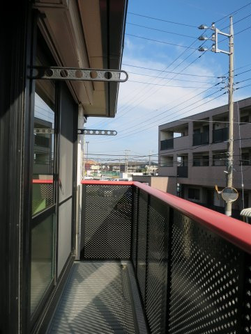 玄関　たっぷり収納できるシューズボックス