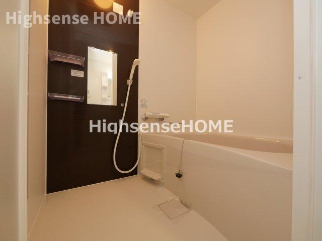 バス・シャワールーム　ゆったり過ごせるお風呂です