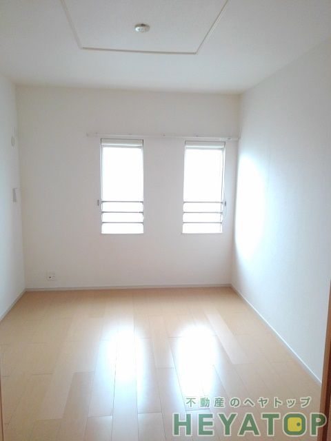 その他部屋・スペース　洋室６帖