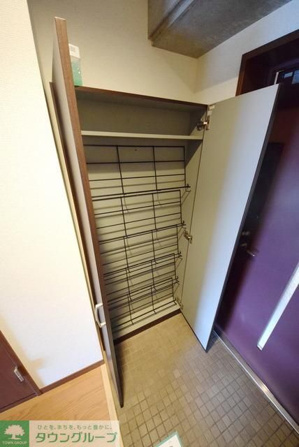 玄関　たっぷりシューズボックス