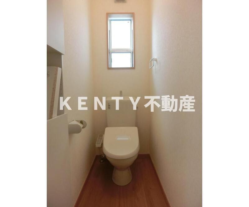 トイレ　清潔感のあるトイレです