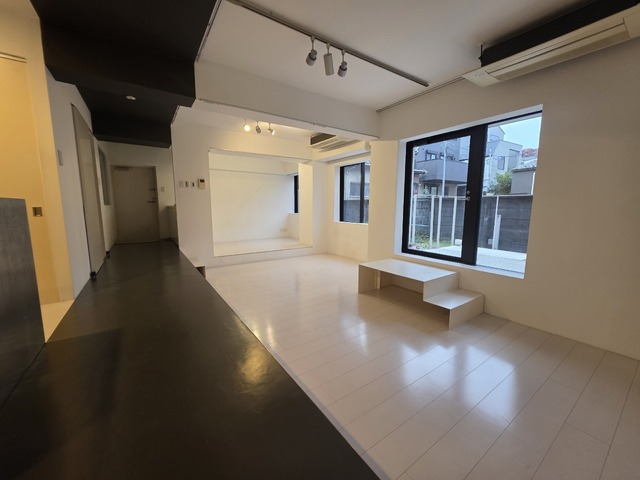 居室・リビング　※クリーニング前の写真です