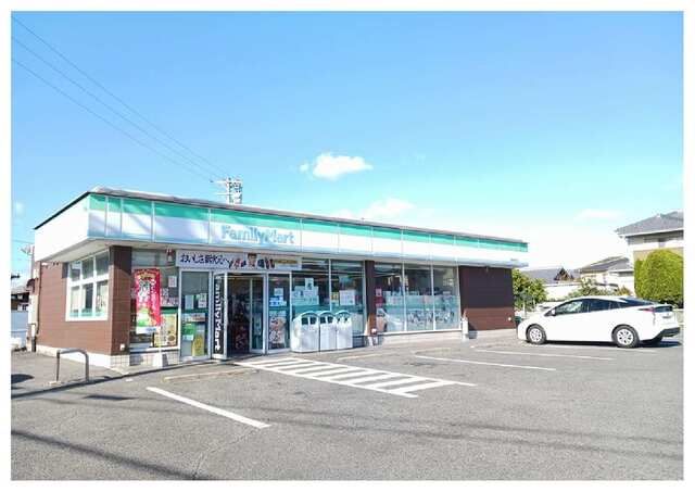 コンビニ　ファミリーマート稲生店（コンビニ）まで850m