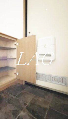 玄関　玄関です。
