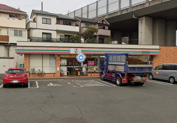 コンビニ　セブンイレブン 川崎神木本町1丁目店（コンビニ）まで1084m
