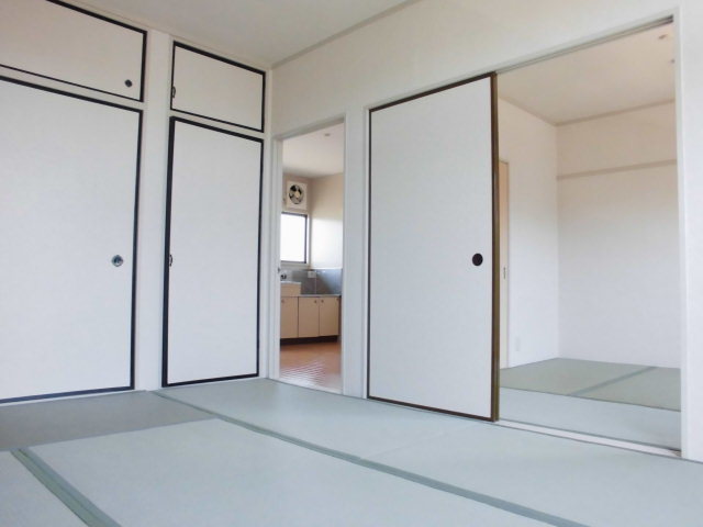 その他部屋・スペース　収納充実の和室でございます！