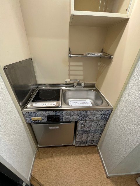 キッチン　反転タイプ参考写真