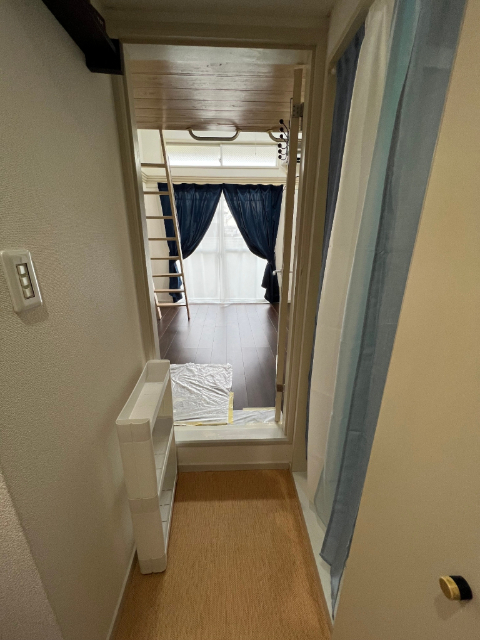 居室・リビング　反転タイプ参考写真