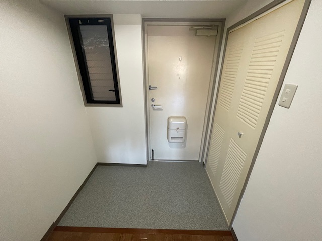 玄関　※同施工会社のイメージ写真※