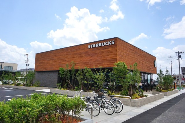 飲食店　スターバックスコーヒー 北名古屋店（飲食店）まで484m