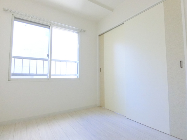 その他部屋・スペース　壁面が多く家具の配置がしやすいです♪