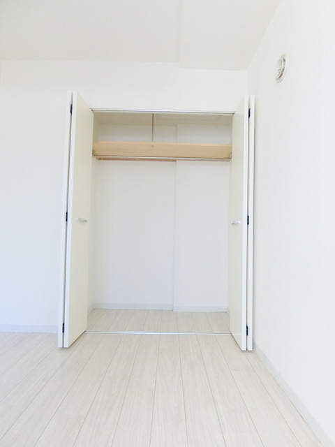 収納　衣類の収納に便利なクローゼットが付いています！