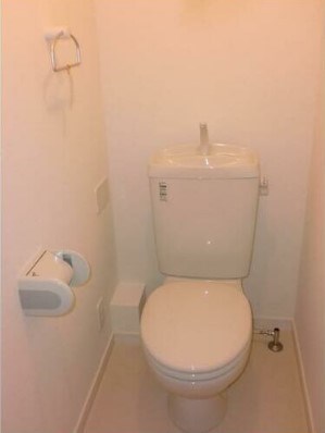 トイレ　シンプルで使いやすいトイレです
