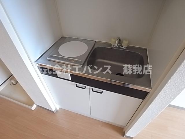 キッチン　キッチンでお料理をお楽しみください