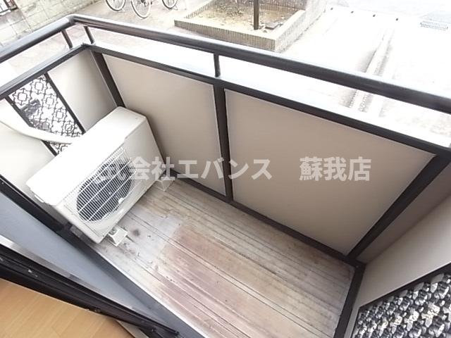 バルコニー　開放的で明るい空間を演出してくれるバルコニーです