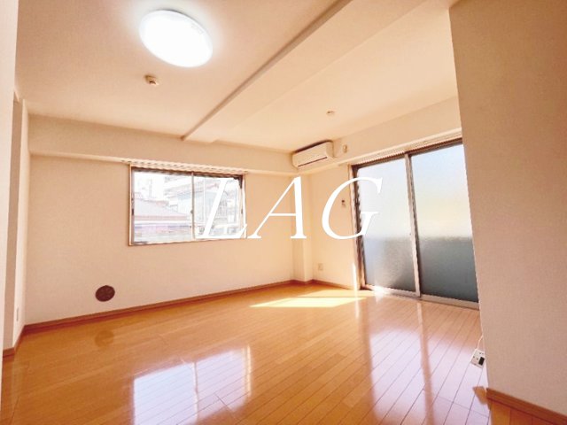 居室・リビング　洋室のお部屋です。