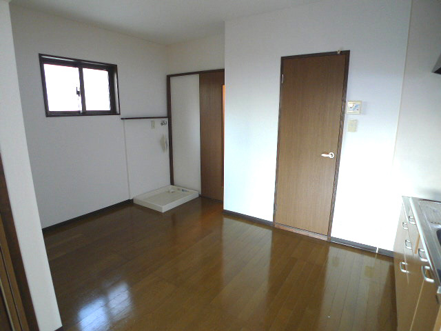 小山ガーデンプレイス壱番館の居間写真