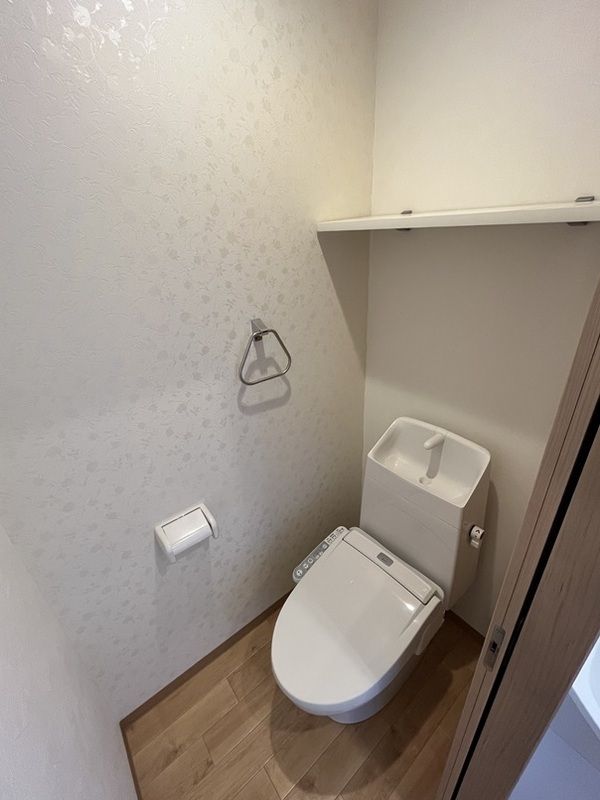 トイレ　コンパクトで使いやすいトイレです(参考写真です)