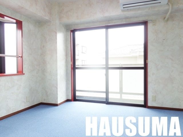 居室・リビング　※他号室写真使用