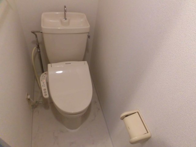トイレ　トイレもきれいです