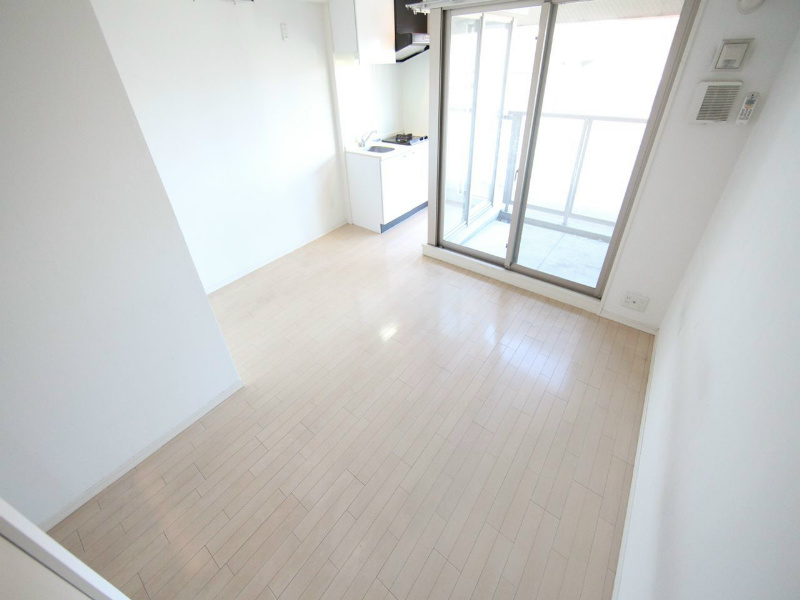 その他部屋・スペース　洋室8.4帖　システムキッチン（2口ガスコンロ）
