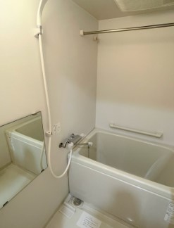 バス・シャワールーム　浴室乾燥付バスルーム