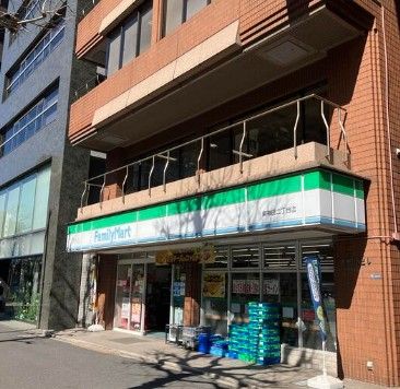 コンビニ　ファミリーマート 東神田二丁目店（コンビニ）まで127m