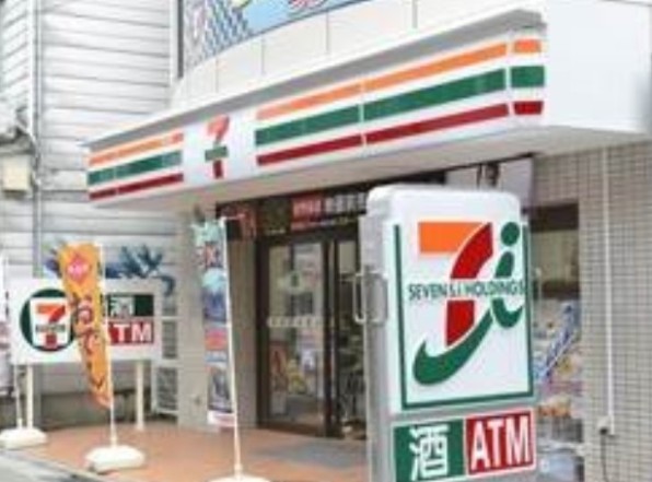 コンビニ　セブンイレブン 三軒茶屋栄通り店（コンビニ）まで858m