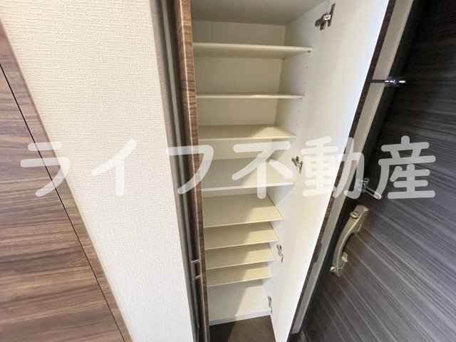 収納　たっぷりとした収納スペースです