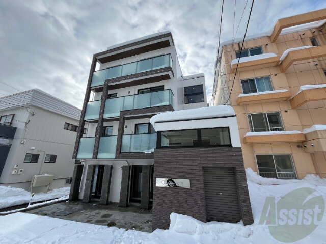 建物外観　札幌市白石区栄通１３丁目「ＣＡＲＲＥＲＡ栄通」