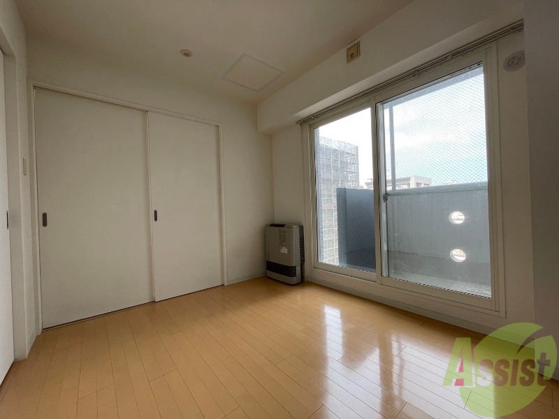 居室・リビング　広くてキレイなお部屋が広がっていて、充実した生活が送れそう。