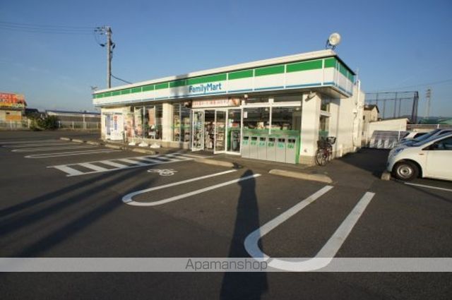 コンビニ　ファミリーマート　郡山杉町店（コンビニ）まで786m