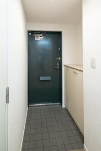 玄関　※写真は同タイプ住戸です。