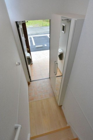 玄関　落ち着いた玄関です
