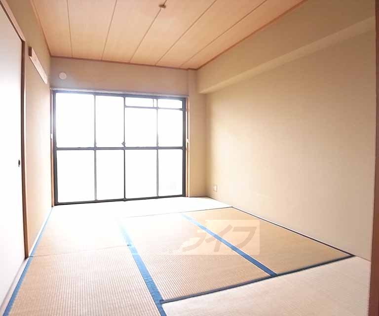 居室・リビング　６帖の和室です。