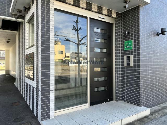 エントランス　エントランス部分