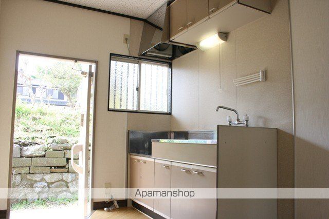 小田急小田原線 東海大学前駅 徒歩20分 2階建 築37年のキッチン写真