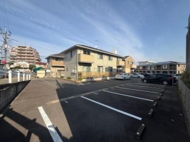 駐車場　【駐車場】※現況優先