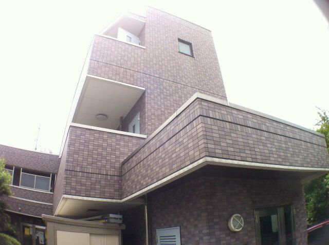 京王線 明大前駅 徒歩4分 築26年