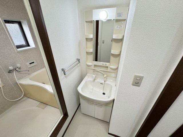 近鉄大阪線 河内山本駅 徒歩13分 2階建 築26年の内装写真