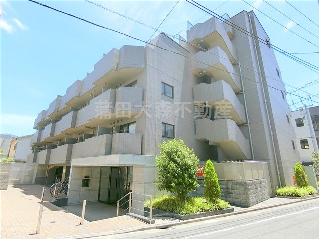 建物外観　2009年2月築　RC鉄筋コンクリート造地上6階建て1K 2