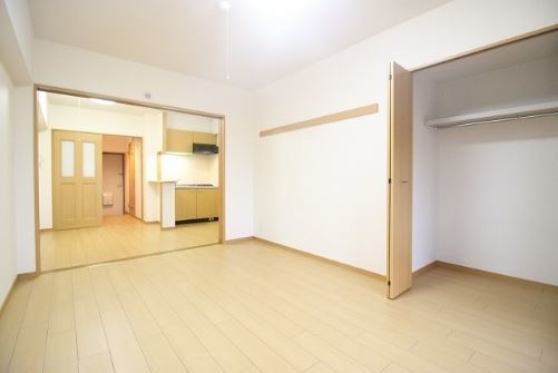 1DK Mansion in Sawara-ku, Fukuoka, Fukuoka