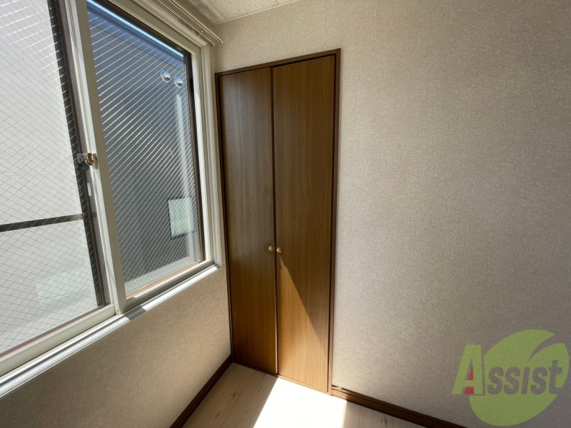 収納　クローゼットがありました。お洋服や荷物はここへ