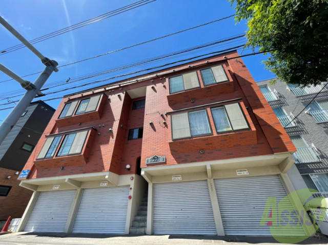 建物外観　北区北２２条西「ラ・メゾン２２」