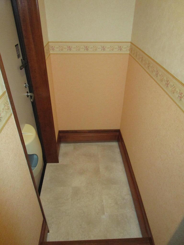 レンテム寺尾の玄関写真